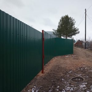забор профлист столбы с нижним бетонированием